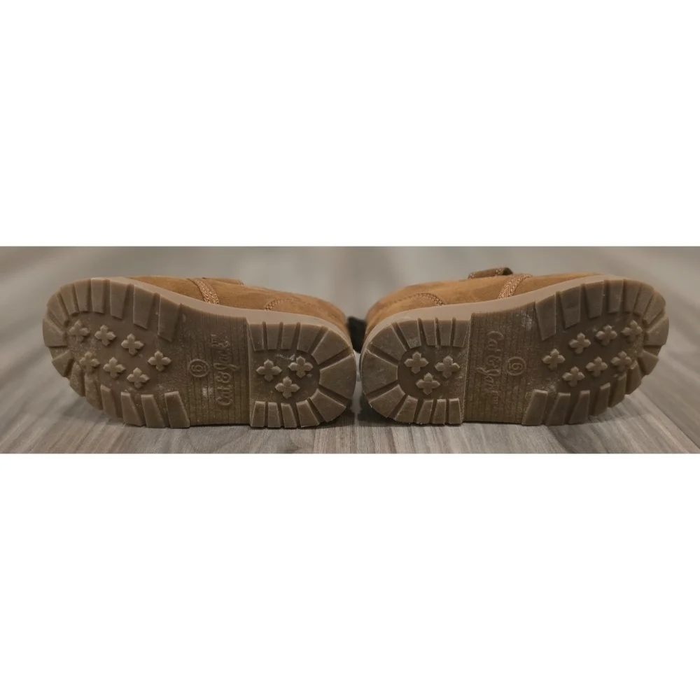 Cat & Jack Toddler Boots – Size 6 – Tan Lined Boots